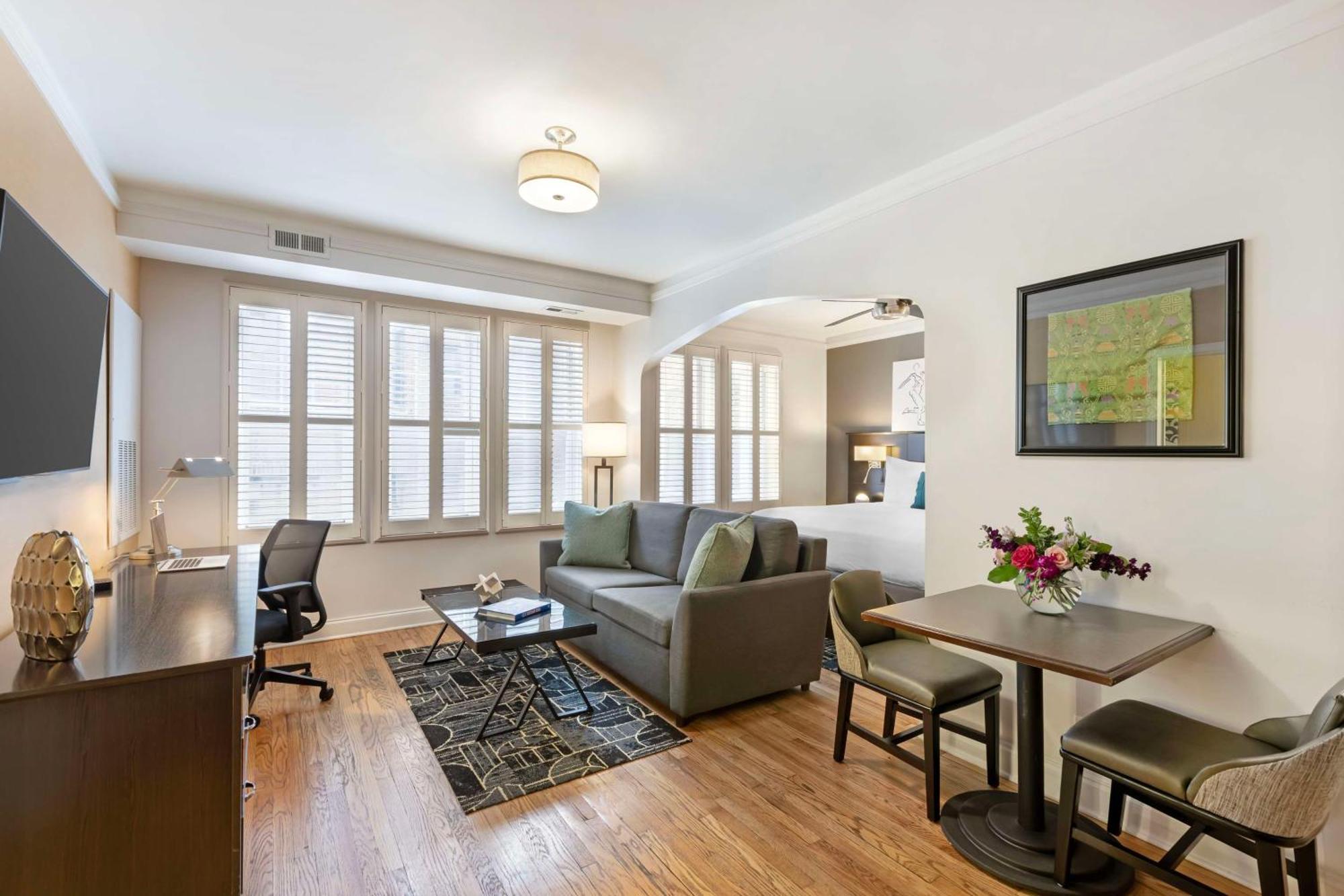 Best Western Plus Hawthorne Terrace Hotel Чикаго Экстерьер фото