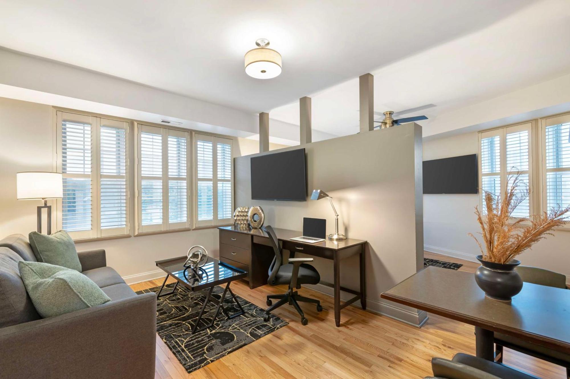 Best Western Plus Hawthorne Terrace Hotel Чикаго Экстерьер фото